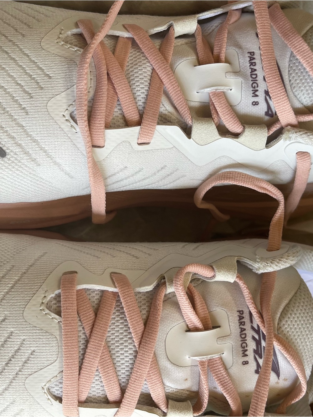 Altra Women's White and Light Pink Road Running Shoes - Picture 4 of 4